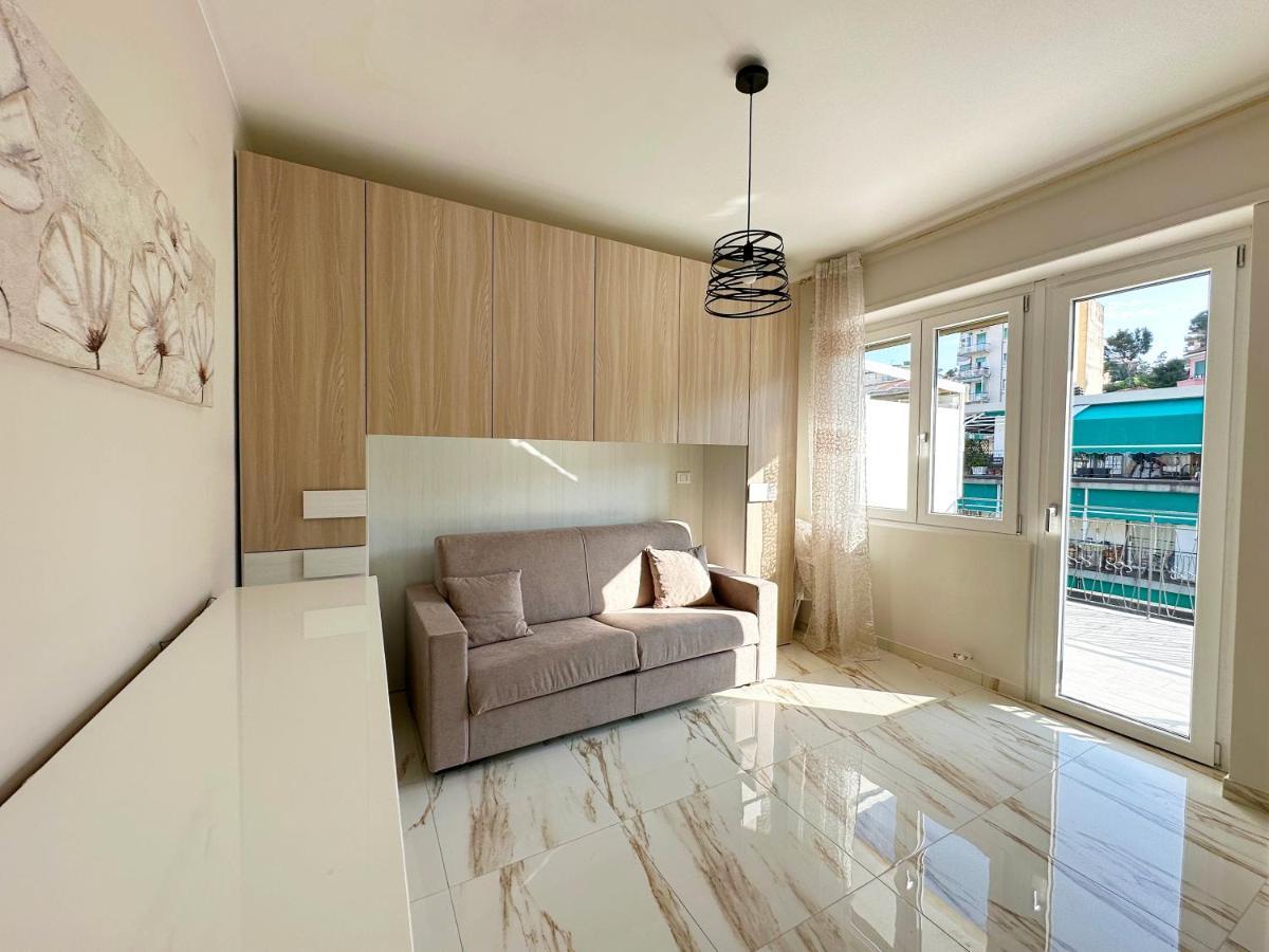 Apartmán Wh - Un Posto Al Sole - Attico Monolocale Con Parcheggio Gratuito - 5 Minuti Dal Centro - Wifi Sanremo Exteriér fotografie