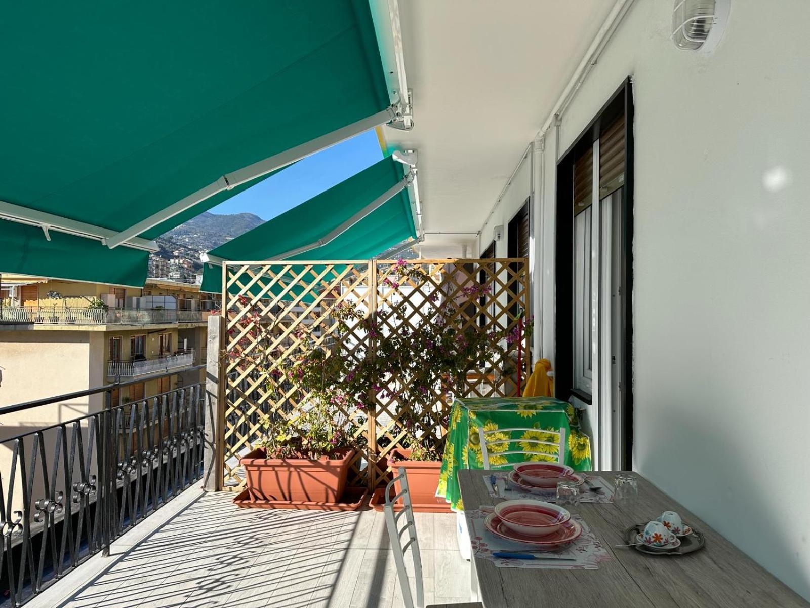 Apartmán Wh - Un Posto Al Sole - Attico Monolocale Con Parcheggio Gratuito - 5 Minuti Dal Centro - Wifi Sanremo Exteriér fotografie