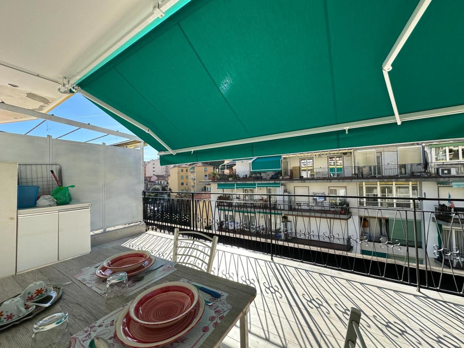 Apartmán Wh - Un Posto Al Sole - Attico Monolocale Con Parcheggio Gratuito - 5 Minuti Dal Centro - Wifi Sanremo Exteriér fotografie